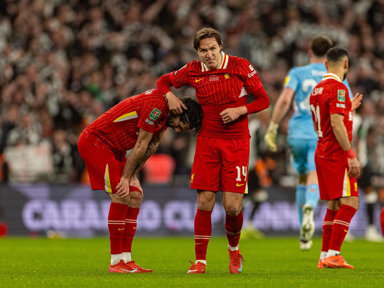 球员出色发挥带领球队迎来胜利 球员出色发挥带领球队迎来胜利