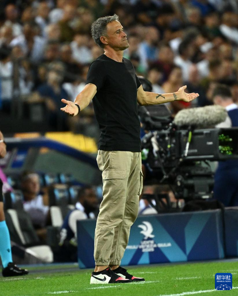 包含巴黎圣日耳曼羸弱主帅下课,俱乐部重整旗鼓的词条 包含巴黎圣日耳曼羸弱主帅下课,俱乐部重整旗鼓的词条