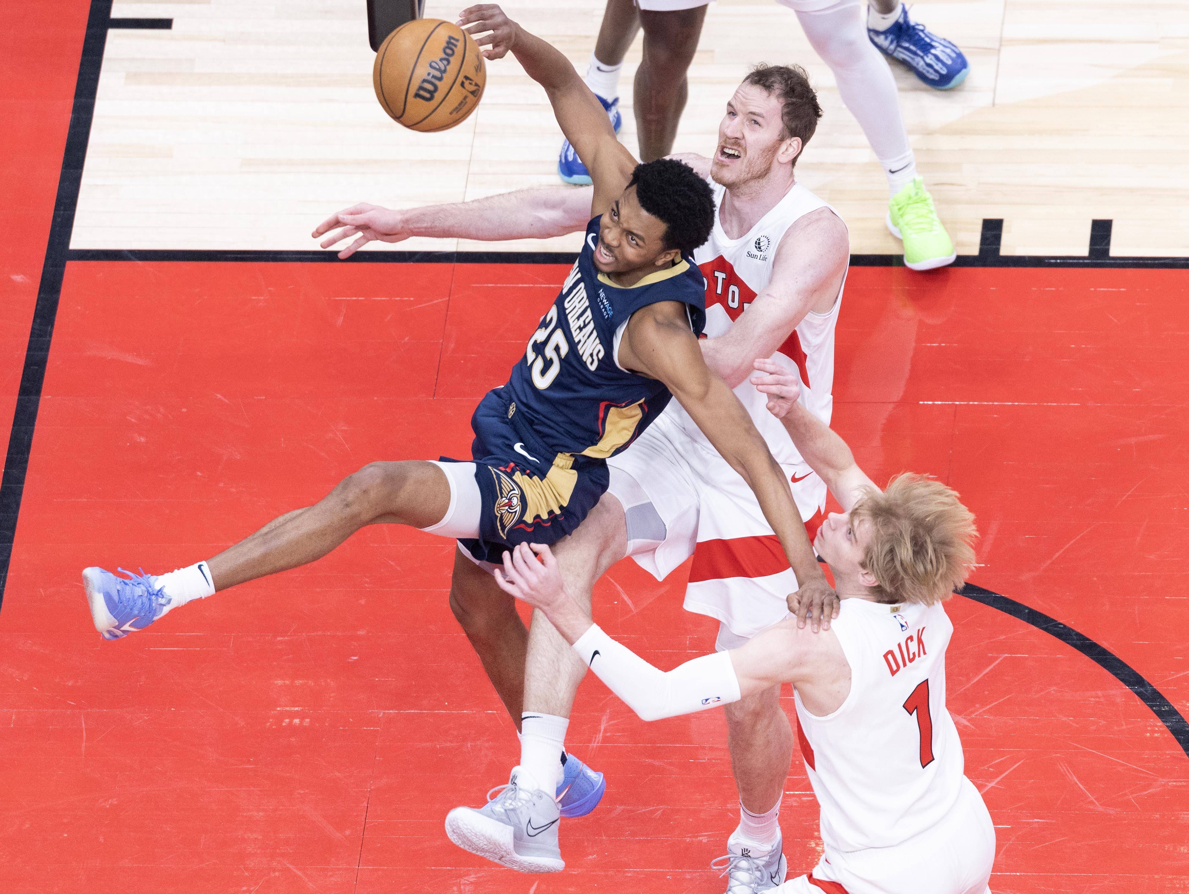 猛龙大胜篮网,保持不败 猛龙大胜篮网,保持不败