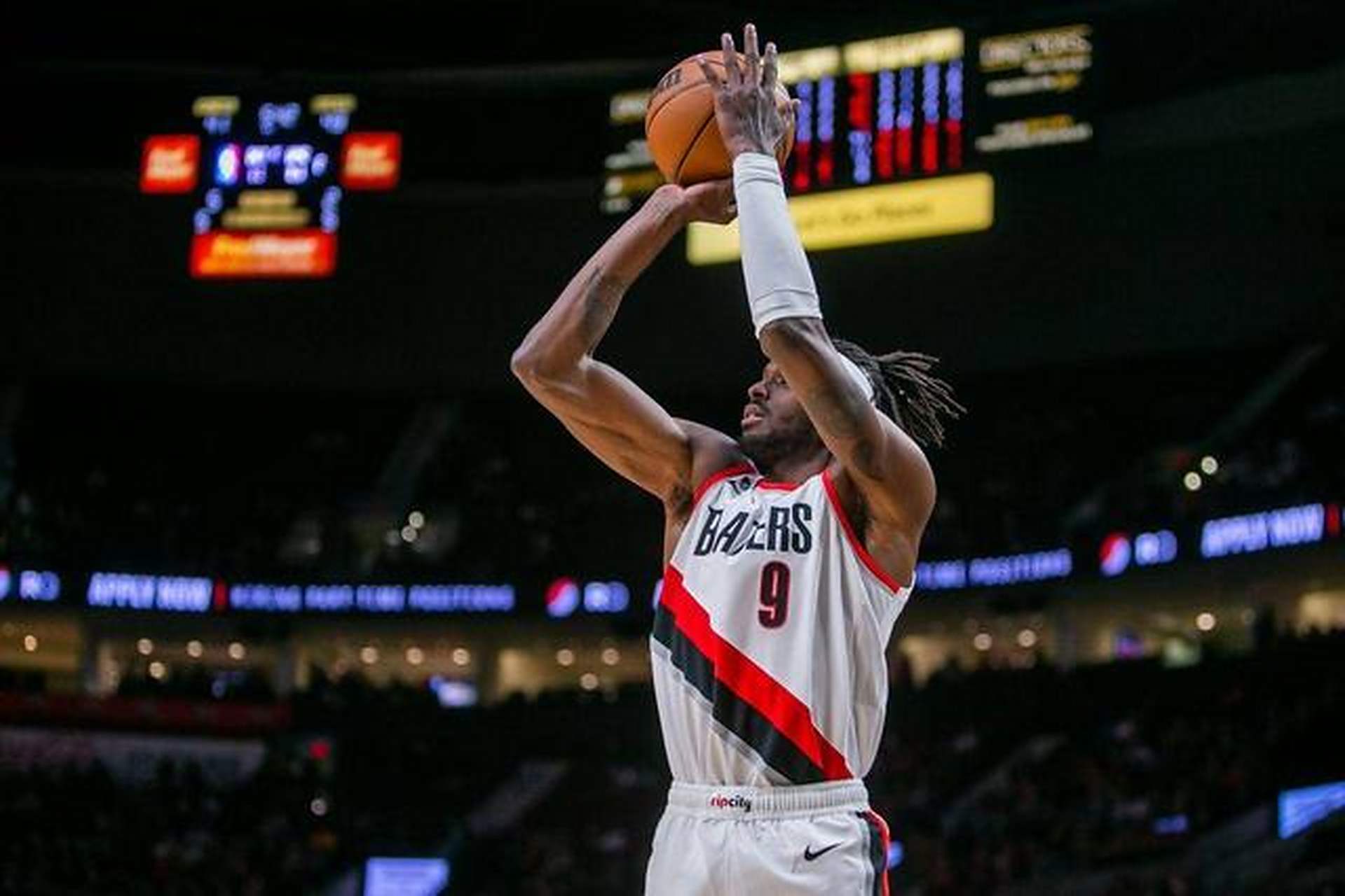 波特兰开拓者力克热火，保持连胜的简单介绍