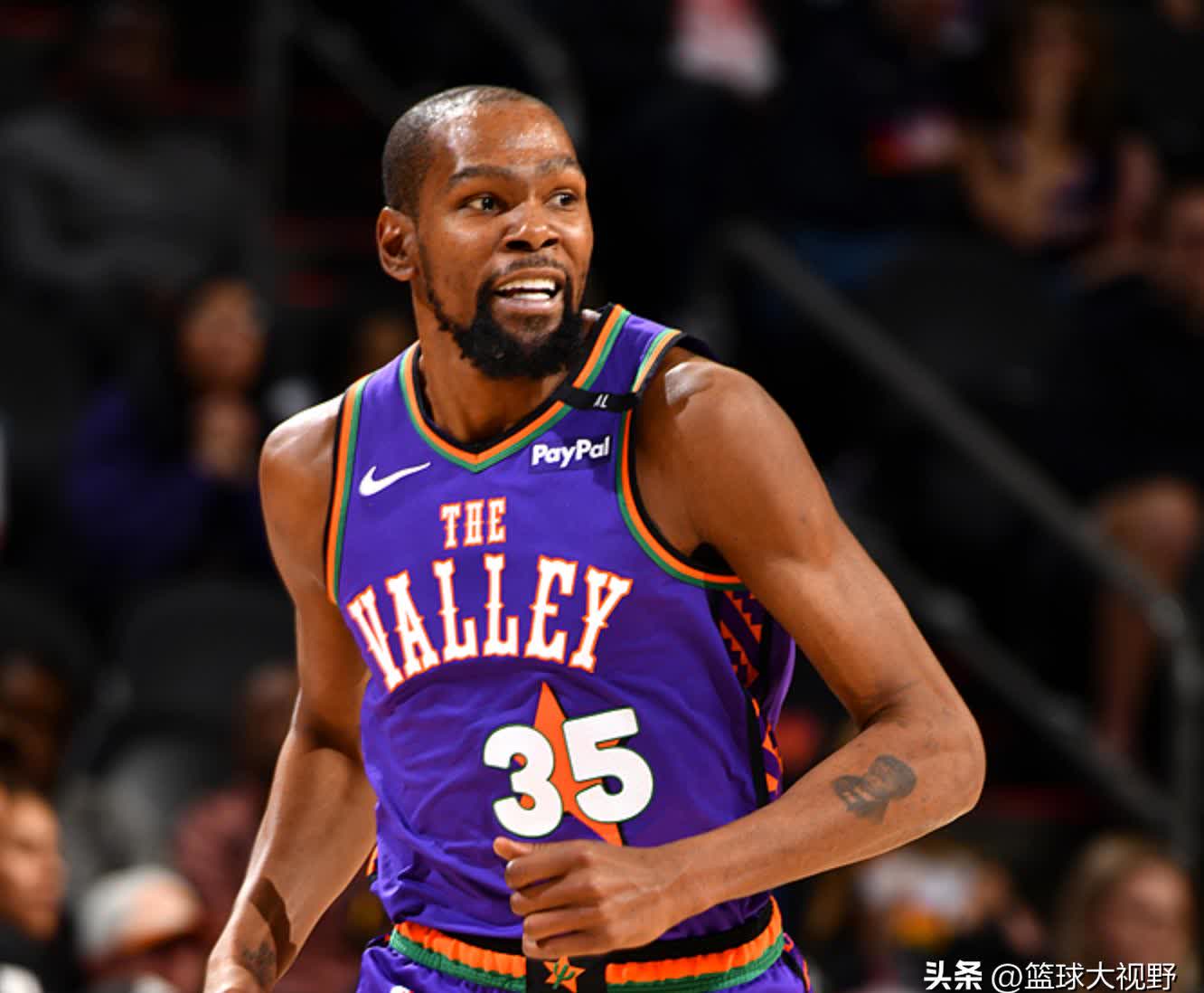 老鹰逆转黄蜂,取得来之不易的胜利 老鹰逆转黄蜂,取得来之不易的胜利